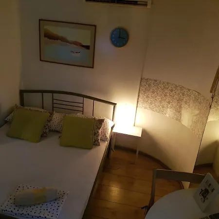 Otto E Mezzo Apartment Split