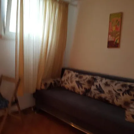 Otto E Mezzo